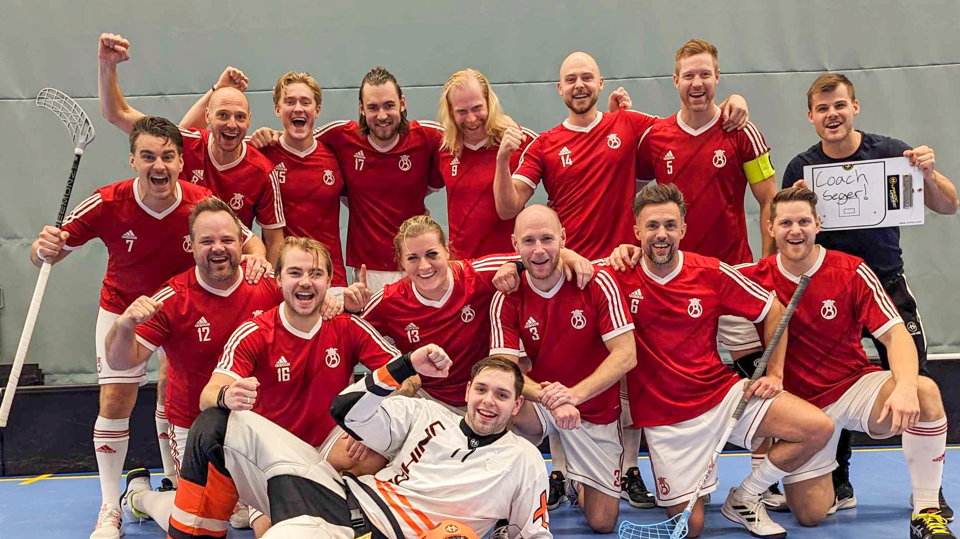 ”Brandmansbandyn” bygger förtroende och tillit på larm