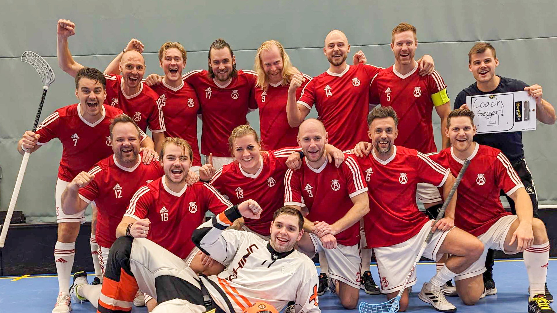 ”Brandmansbandyn” bygger förtroende och tillit på larm